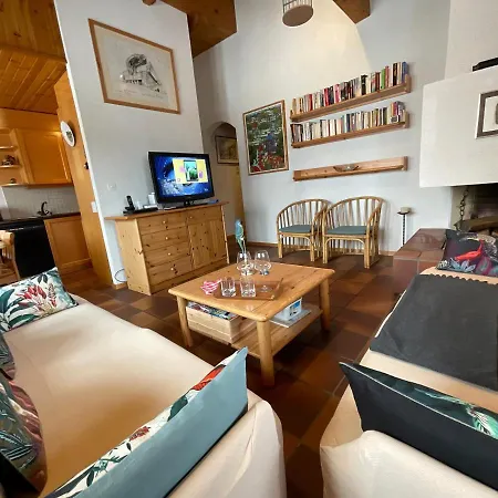 Valbella Comodo Accogliente A Pochi Passi Dalle Piste Ottima Posizione Apartment Valbella